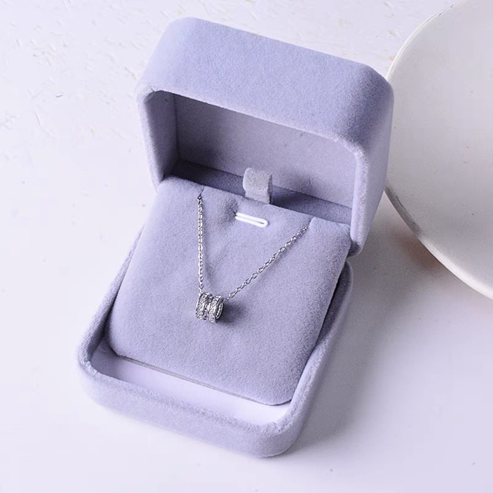 Silver necklace